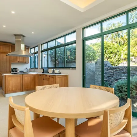 Quintinha De Sao Martinho - & Lux